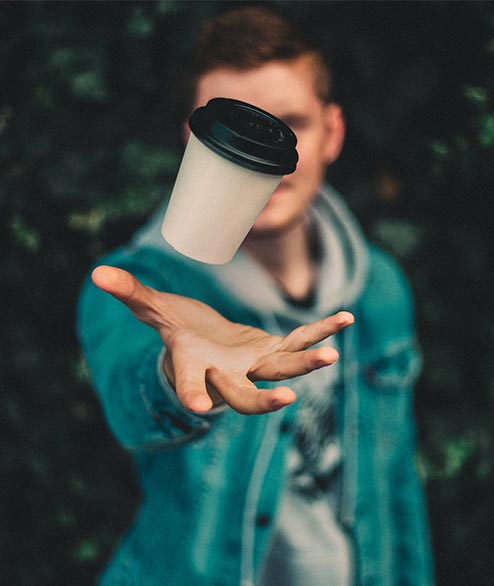 <strong>CAFEA & CONSUMABILE</strong>